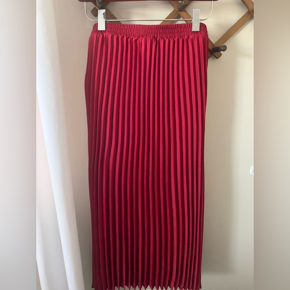 NWT a new day red pleated skirt